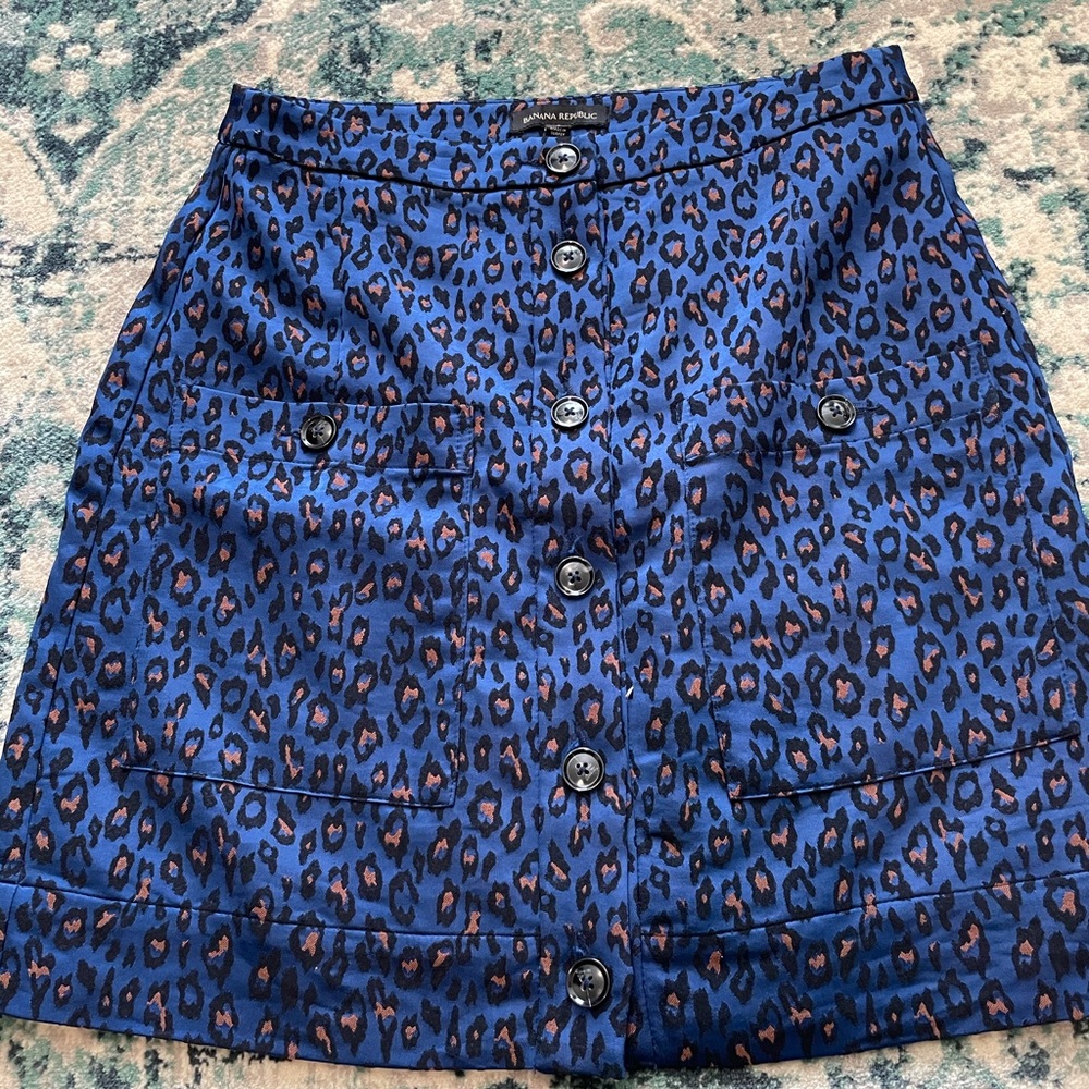 Banana Republic leopard skirt